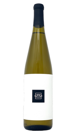 Carlson Vineyards Products White Light Dry Riesling 18 Copy